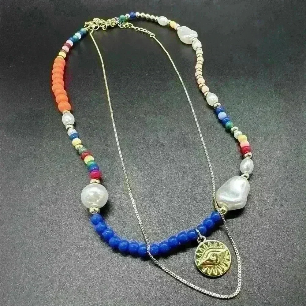 Layered bead and gold charm necklace 💗 - Picture 1 of 4
